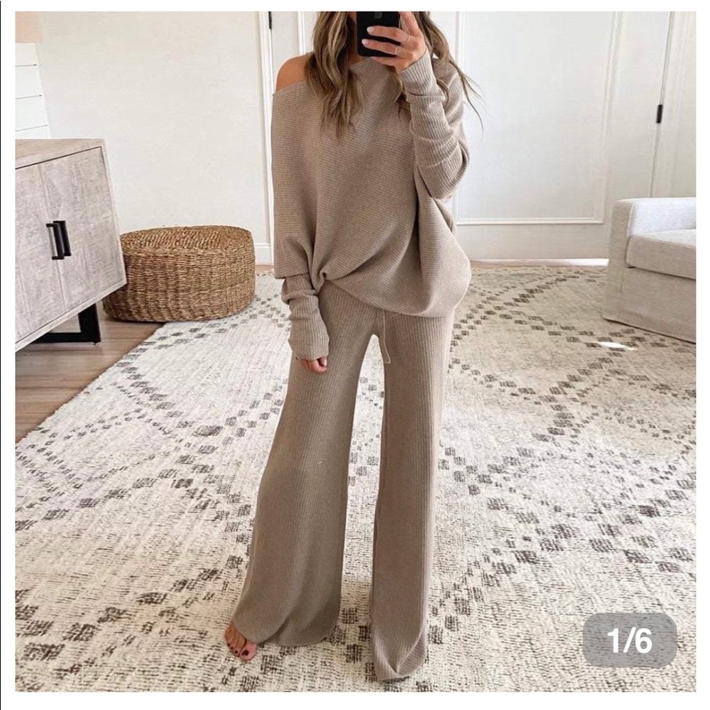Two piece tan sweatsuit loungewear
